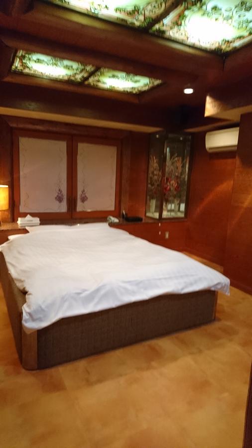 Hotel Loire (Adults Only) 오사카 외부 사진